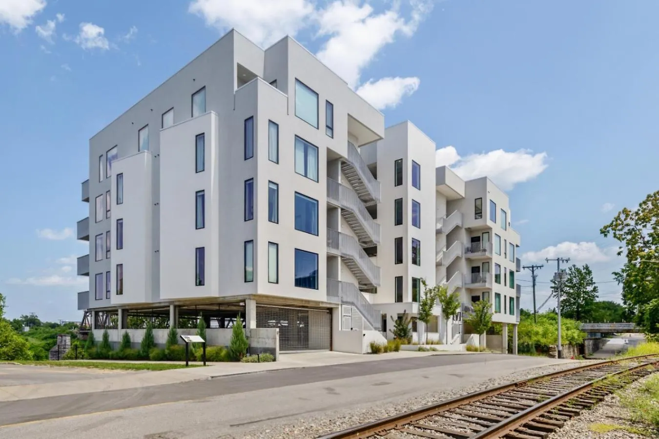 River View, Central, Elevator, Private Parking Nashville Apartman